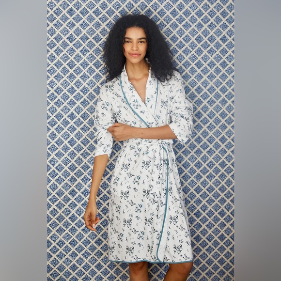 NWT Lake Pajamas Robe in Fleur - Picture 2 of 5